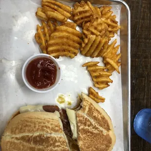 Cuban sandwich with waffle fries
