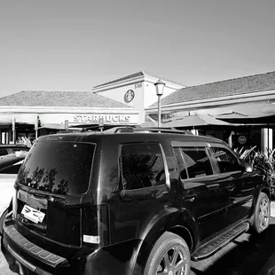 Front entrance to Starbucks from parking lot