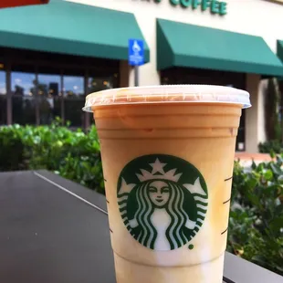 Iced Caramel Macchiato