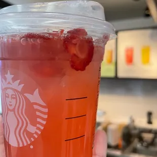 Strawberry Açaí Lemonade