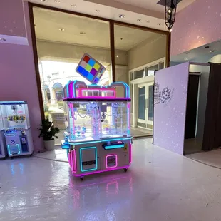 photo booth with smaller crane machine options!