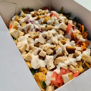 Full Salad with Grilled Chicken