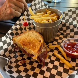 Reuben and fries