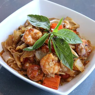 noodles, noodle soup, ramen, food, noodle dish, ramen and noodles