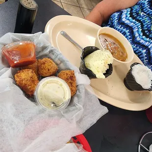 Jalepeño poppers; gumbo with potato salad and rice