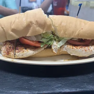Grilled chicken po-boy