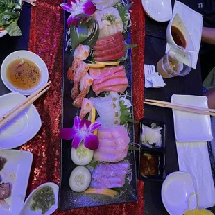 sushi and sashimi, interior