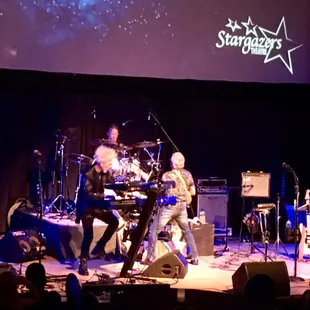 Levi &amp; Rifkin free concert