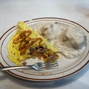 Pulled pork omelette with biscuits and gravy