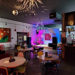 a brightly lit restaurant