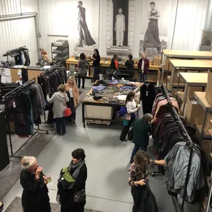 people shopping