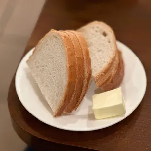 a plate of bread and butter