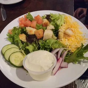 Dinner salad with blue cheese dressing