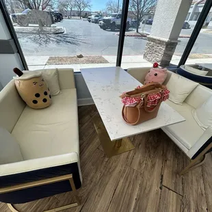 One of the few seating areas! (LOOK AT THOSE CUTE DECORATIONS!!!)