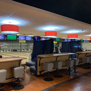 Bowling lanes