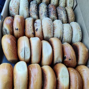 A box of 3 dozen bagels