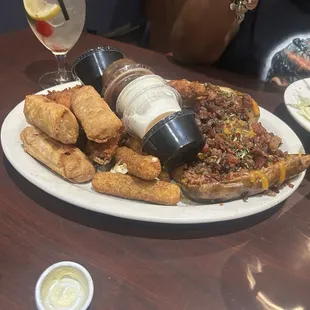 Appetizer tray with sauces.