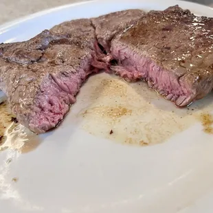 The way I like my steak. Med/rare