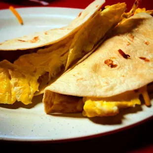 Bacon, egg, and cheese tacos See more food pics on Instagram @CheatDay_SA