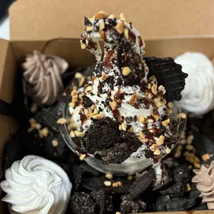 cupcakes, dessert, food