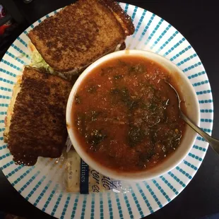 Special Sandwich with Tomato Florentine Soup