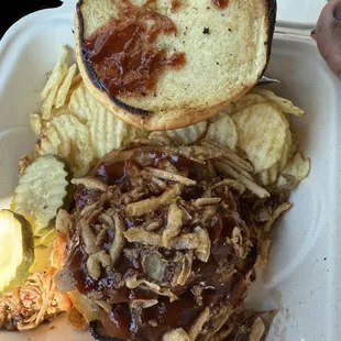 Burger with pulled pork