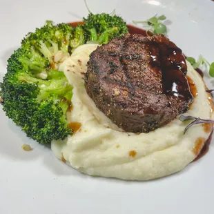 Pepper Dusted Filet Mignon