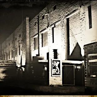 a black and white photo