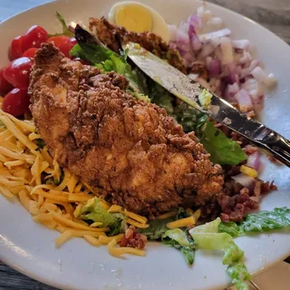 Crispy Chicken Cobb Salad Lunch
