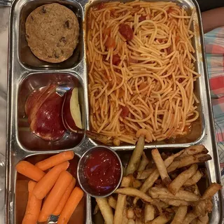 Kids Spaghetti and Tomato Sauce