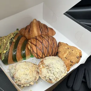 Pistachio and brûlée croissants, pan de chocolate, muffins, and a scone. Big box of amazing!
