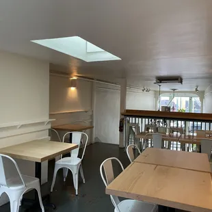 Dining loft--peaceful and elegant natural light