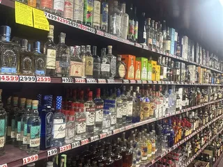 Grand Piedmont Liquors