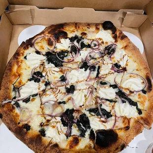 The &quot;El Blanco&quot; it&apos;s my favorite. So so good. It&apos;s perfect. I love it. We have ordered this almost like 10 times now.