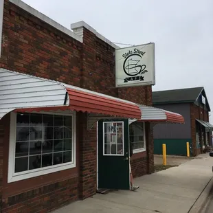 State Street Cafe, great coffee, great meals