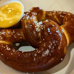 Pretzel with nacho cheese dip