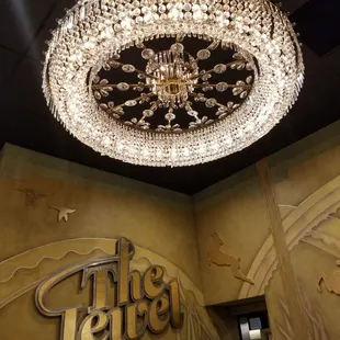 Gorgeous decor in the entrance!