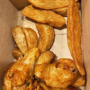 Wings and Potatoes Wedges