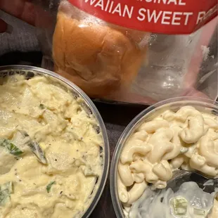 8 piece meal deal split side into 1/2 macaroni salad 1/2 potato salad w/ Hawaiian sweet rolls