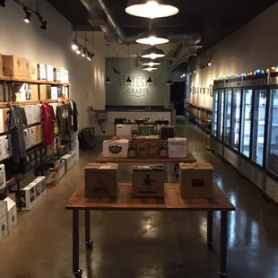 Stateside Crafts is an American craft beer retail shop, specialty foods, and beer &amp; cider tasting room.