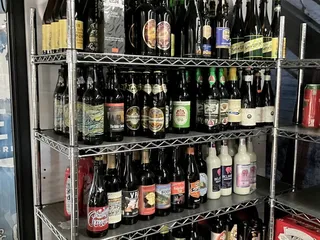 Signal Hill Liquor