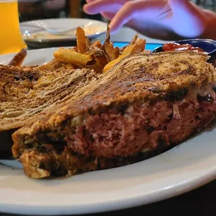 Corned beef sandwich