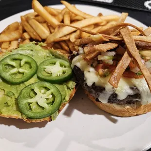 Nacho burger