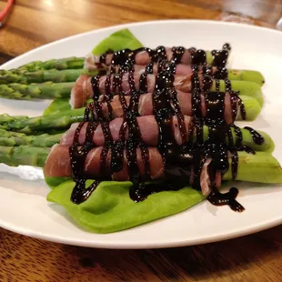 Asparagus & prosciutto