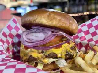 Neisen's Sports Bar & Grill