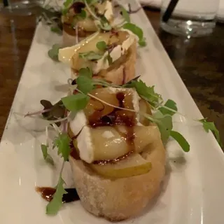 Grilled Pear Crostini