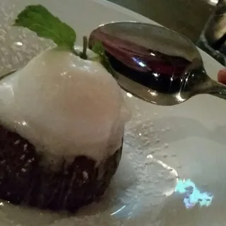 Chocolate Molten Lava Cake