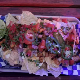 Buffalo chicken nachos