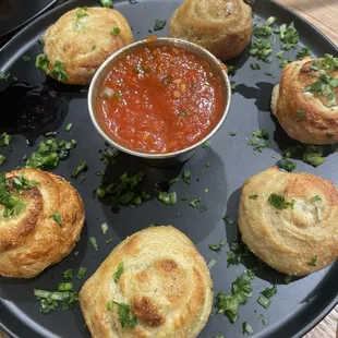 The appetizer knots.