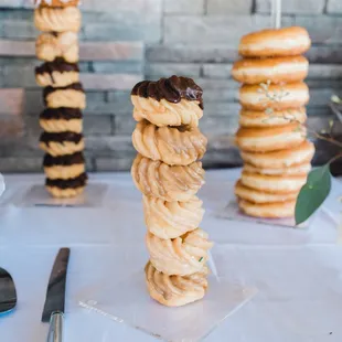 Station Donuts, always a crowd pleaser! I just had to have them at my wedding!